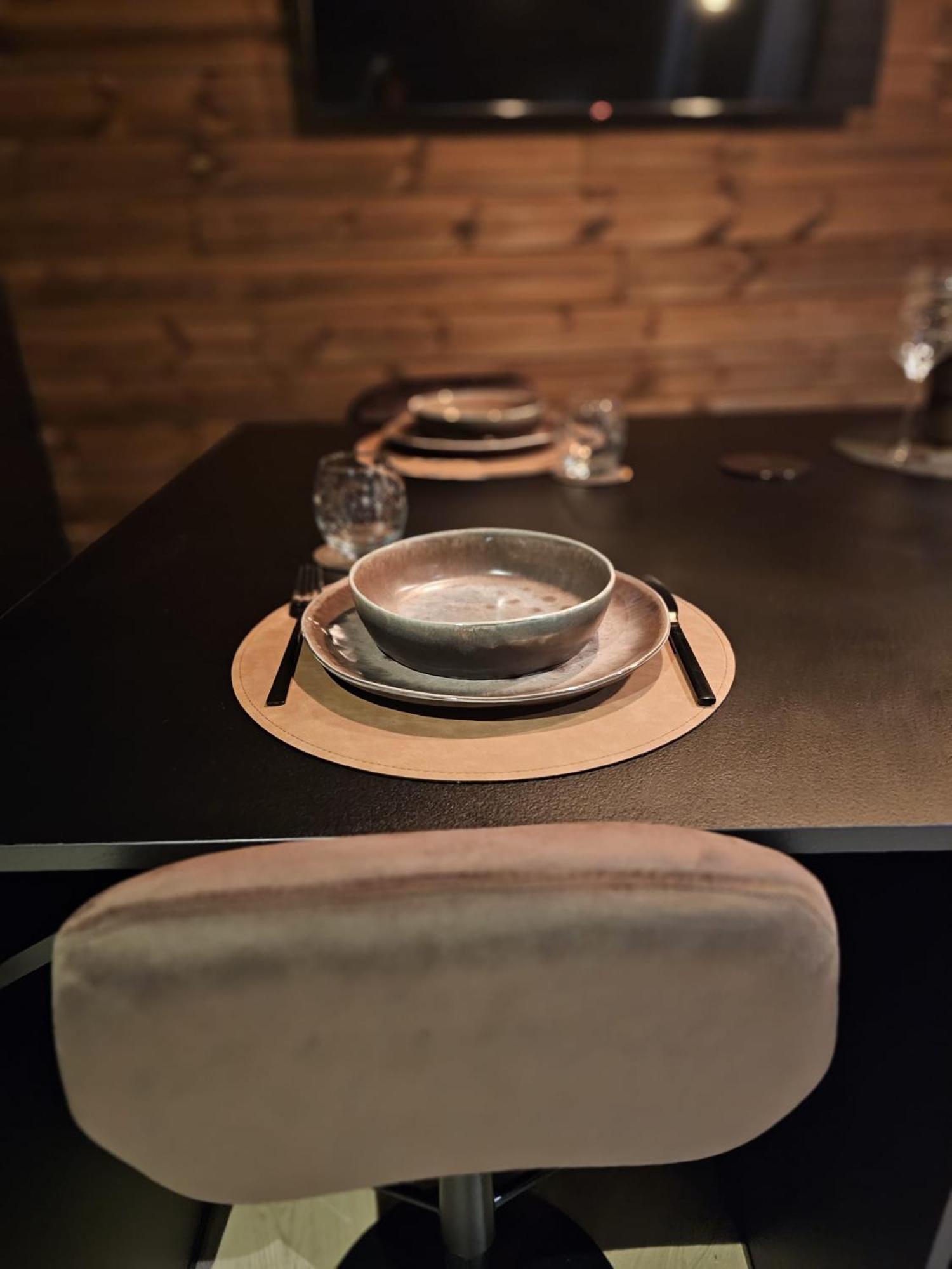 Le Chalet Loft Spa กาเลส์ ภายนอก รูปภาพ