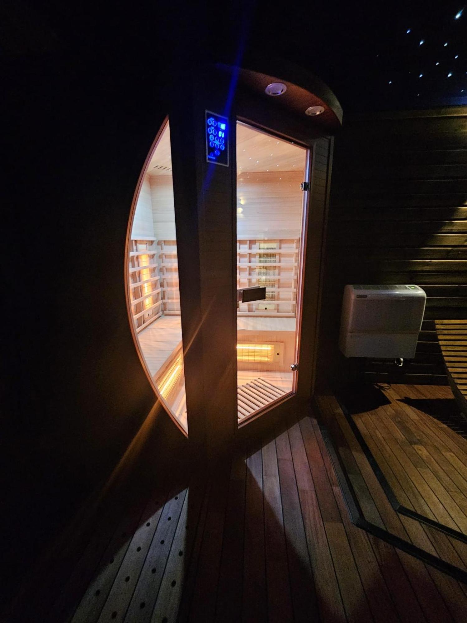 Le Chalet Loft Spa กาเลส์ ภายนอก รูปภาพ